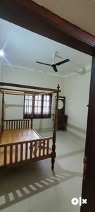 SPACIOUS- NEAT 3 BHK HOUSE UPSTAIR FOR RENT
