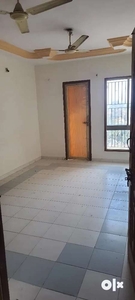 Status-03 flat for Sell