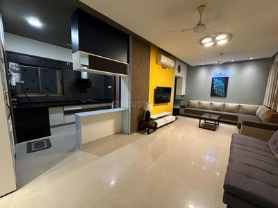 3 BHK Flat for rent in Prahlad Nagar, Ahmedabad - 2500 Sqft