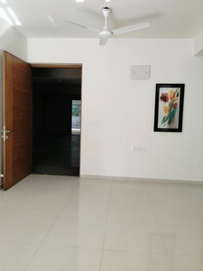 4 BHK Flat for rent in Iscon Ambli Road, Ahmedabad - 2716 Sqft