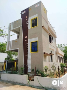 1000sft East Facing 2bhk G+1 House for Sale in Gated Community