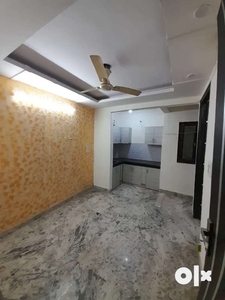 1bhk sale flat in govindpuri