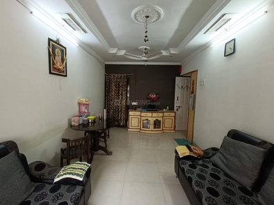 2 BHK Flat for rent in Kalyan West, Thane - 950 Sqft