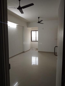 2 BHK Flat for rent in Makarba, Ahmedabad - 970 Sqft