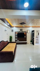 2 BHK FULLY FURNISHED FLAT AVAILABLE FOR FAMILY AND WORKING GIRS/BOYS