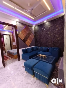 2bhk luxury flat in Uttam Nagar West 60 gaj 90%loan lift & car parkig