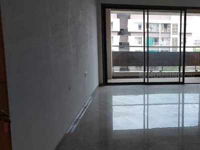 3 BHK Flat for rent in Navrangpura, Ahmedabad - 2585 Sqft