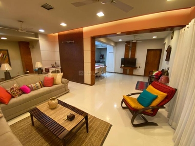 3 BHK Flat for rent in Prahlad Nagar, Ahmedabad - 2800 Sqft
