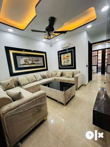 3 BHK ULTRA LUXARY FLAT FOR SALE @REGNABLE PRICE