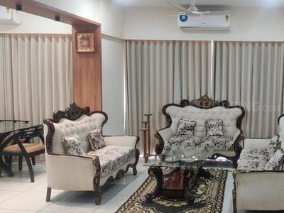4 BHK Flat for rent in Ambli, Ahmedabad - 2500 Sqft