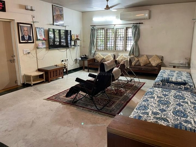 5 BHK Flat for rent in Bodakdev, Ahmedabad - 3375 Sqft