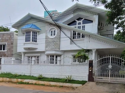 INDEPENDENT DUPLEX HOUSE FOR RENT IN BANJARA HILLS ROAD NO-12