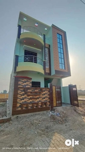 Newly built house in bamrauli prayagraj 104 gaz well maintained