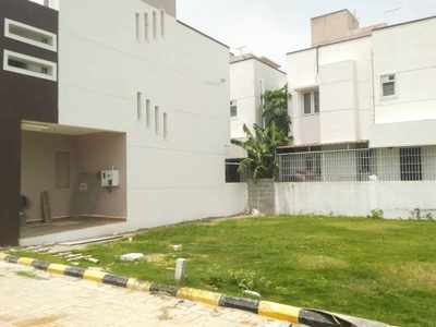 1000 sq ft NorthEast facing Plot for sale at Rs 48.00 lacs in Project in Medavakkam, Chennai