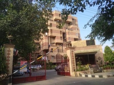 1700 sq ft 3 BHK 2T NorthEast facing Apartment for sale at Rs 2.30 crore in Reputed Builder Aastha Kunj Apartments in Sector 3 Dwarka, Delhi