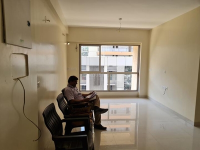 2 BHK Flat for rent in Malad East, Mumbai - 1350 Sqft