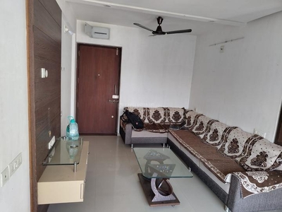 2 BHK Flat for rent in Vaishno Devi Circle, Ahmedabad - 1170 Sqft