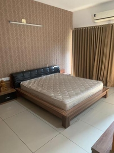 2 BHK Flat for rent in Vastrapur, Ahmedabad - 1080 Sqft