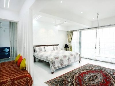 3500 sq ft 4 BHK 2T East facing Apartment for sale at Rs 7.50 crore in Neminath Ocean View in Andheri West, Mumbai