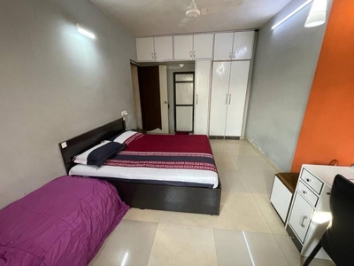 800 sq ft 2 BHK 2T Apartment for rent in Project at Malad West, Mumbai by Agent seller