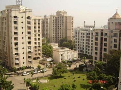 1300 sq ft 3 BHK 3T West facing Apartment for sale at Rs 1.75 crore in Nexus Hyde Park Residency F1 Building Phase 9th floor in Thane West, Mumbai