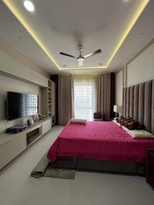 2400 sq ft 4 BHK 4T Apartment for rent in Project at Khar West, Mumbai by Agent Galaxy Realtors
