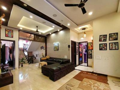 2 BHK Independent House for rent in Maninagar, Ahmedabad - 1950 Sqft