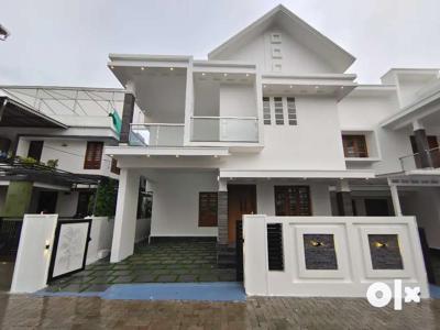 Aluva Edathala New 3bhk 1800sqft villa for sale