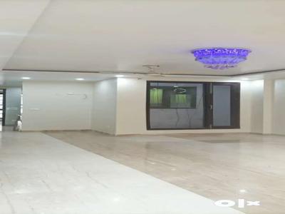 Dhruv gohri !! 3bhk floor available for rent in 28k