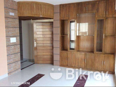 2 bhk semi furnishred flat available on rent at bangali square