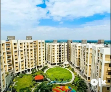 Three bhk semi furnished flat at top society of bariyatu