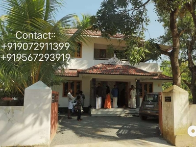 Thrissur Kanjani House 7 Cent 2 Bds - 3 Ba - 1600 ft2(Rate Negotiable)