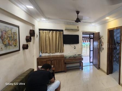 2 BHK Flat for rent in Mahim, Mumbai - 900 Sqft
