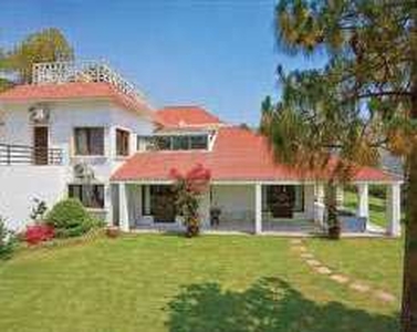 3 BHK House & Villa 2500 Sq.ft. for Sale in Noida-Greater Noida Expressway