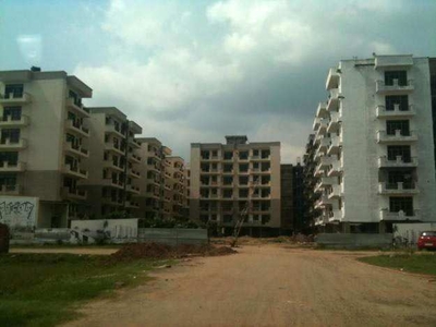 3 BHK Residential Apartment 1800 Sq.ft. for Sale in Peer Muchalla, Zirakpur