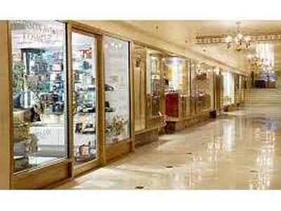 Showroom 650 Sq.ft. for Sale in
