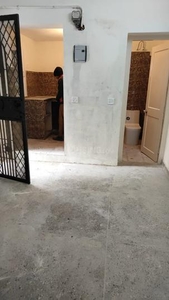1 RK Independent House for rent in Sector 30, Noida - 300 Sqft