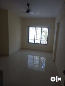 1 bhk Unfurnished flat available at Dadar West