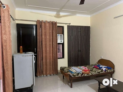 1 room set fully furnished available for rent