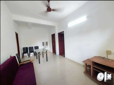 2 BED ROOMS FURNISHED APPARTMENT IN ALUVA PARAVUR route thattampady
