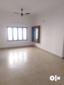 2 BHK INDEPENDENT HOUSE FAMILY TRIPUNITHURA nr FIRE STATION