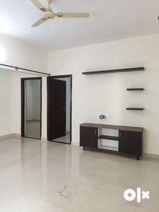 2 bhk semi furnished flat for rent