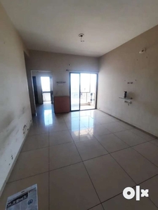 2 bhk unfurnished flat for rent