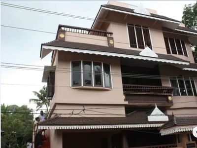 2 bhk up stair for rent tripunithura eroor
