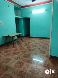 2bhk on first floor available for rent