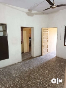 2BHK SEMIFURNISHED ROAD TOUCH FLAT NEAR BY MALL, HOSPITAL, LOCALMARKET