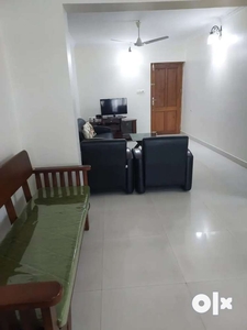 3 Bhk fullly furnished sea view flat im marine drive for family