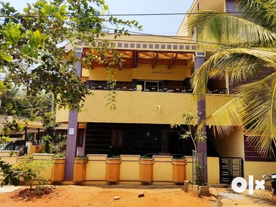 3BHK 1ST FLOOR RESIDENTIAL HOUSE in prime locality