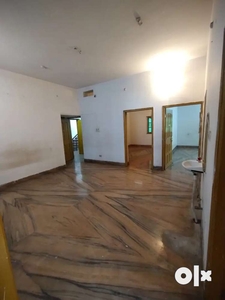 3bhk Spacious flat with parking