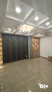 4 bhk luxury furnished flat walking from metro for rent